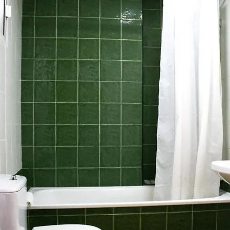 Casa de hóspedes Hostal Villa 2*